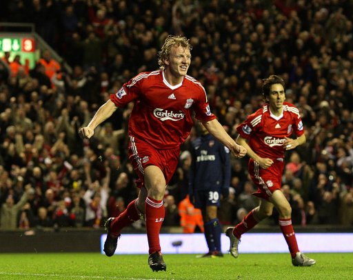 本世纪德甲戴帽数前10：莱万384场16次第1，凯恩76场10次第3（德甲本世纪帽子戏法前十：莱万384场16次居首，凯恩76场10次第三）