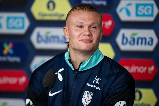 世界杯门票销量已近两百万张，第三阶段门票销售12月11日开始（世界杯门票销量逼近200万张，第三阶段售票将于12月11日启动）