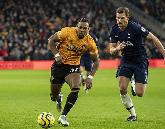 NBA战报：小瓦格纳伤退&布伦森30分，尼克斯106-100魔术（尼克斯106-100力克魔术：布伦森砍30分，小瓦格纳伤退）